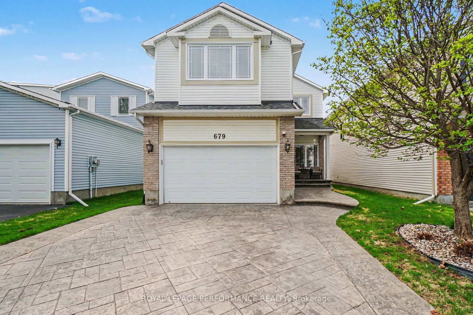 679 Arc-En-Ciel Street, Orleans, ON