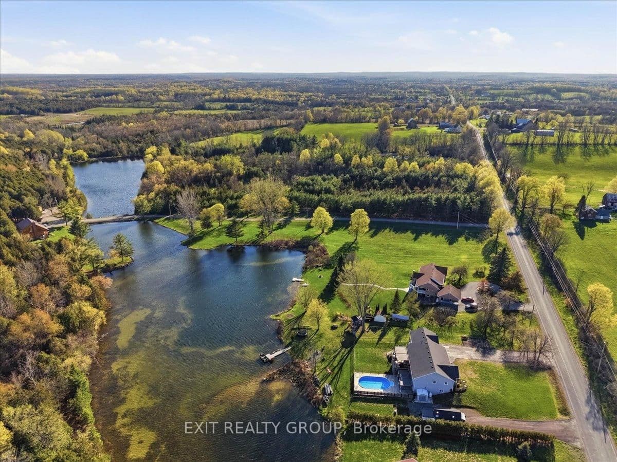 544 Shannon Road, Tyendinaga, ON — photo 2