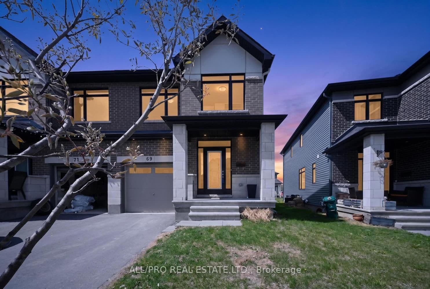 69 Heirloom Street, Ottawa, ON