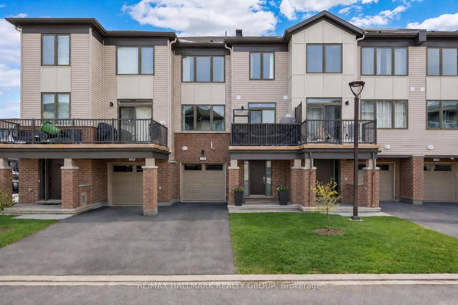 738 Chromite Private, Ottawa, ON