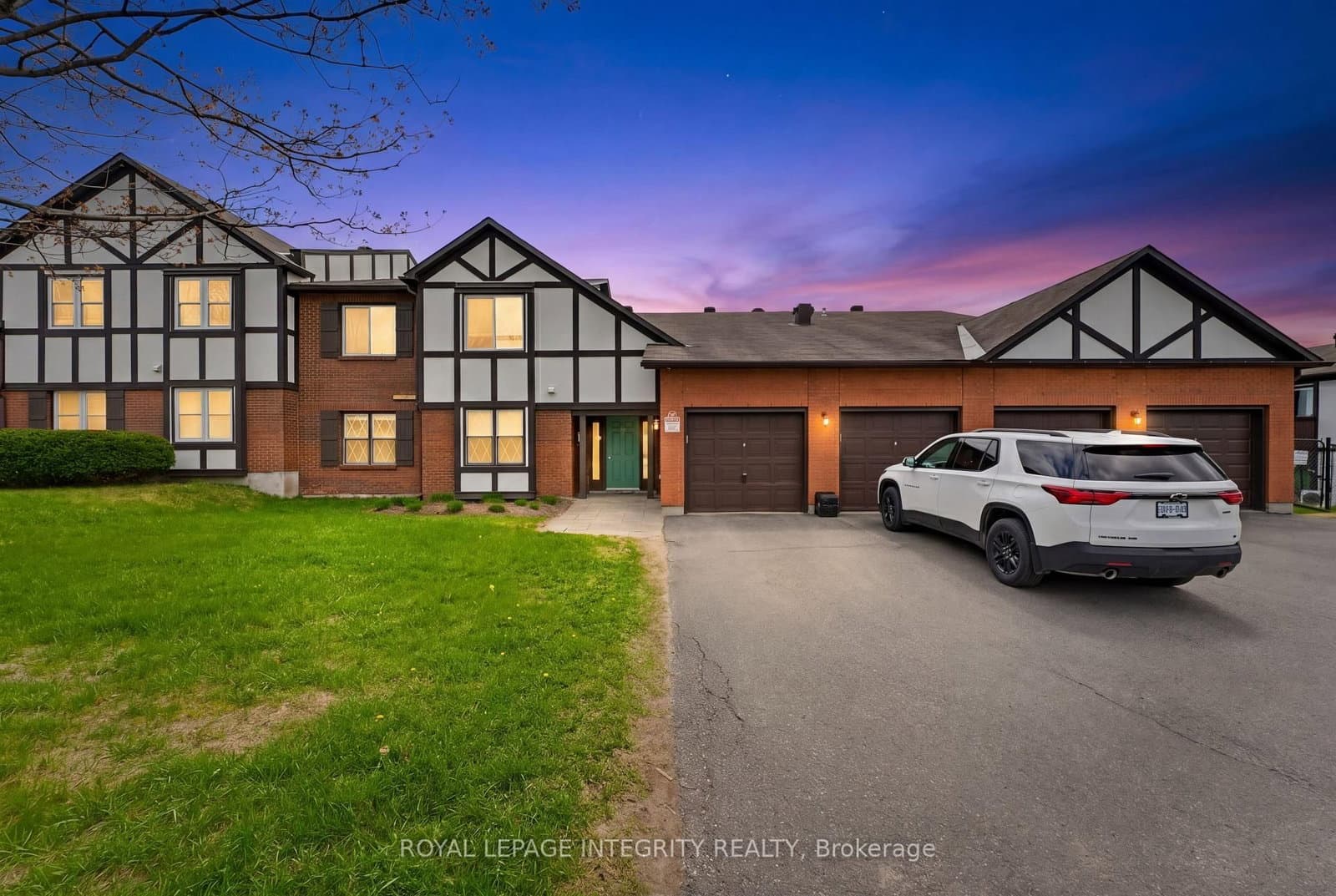 35A Stonehaven Drive, Ottawa, ON