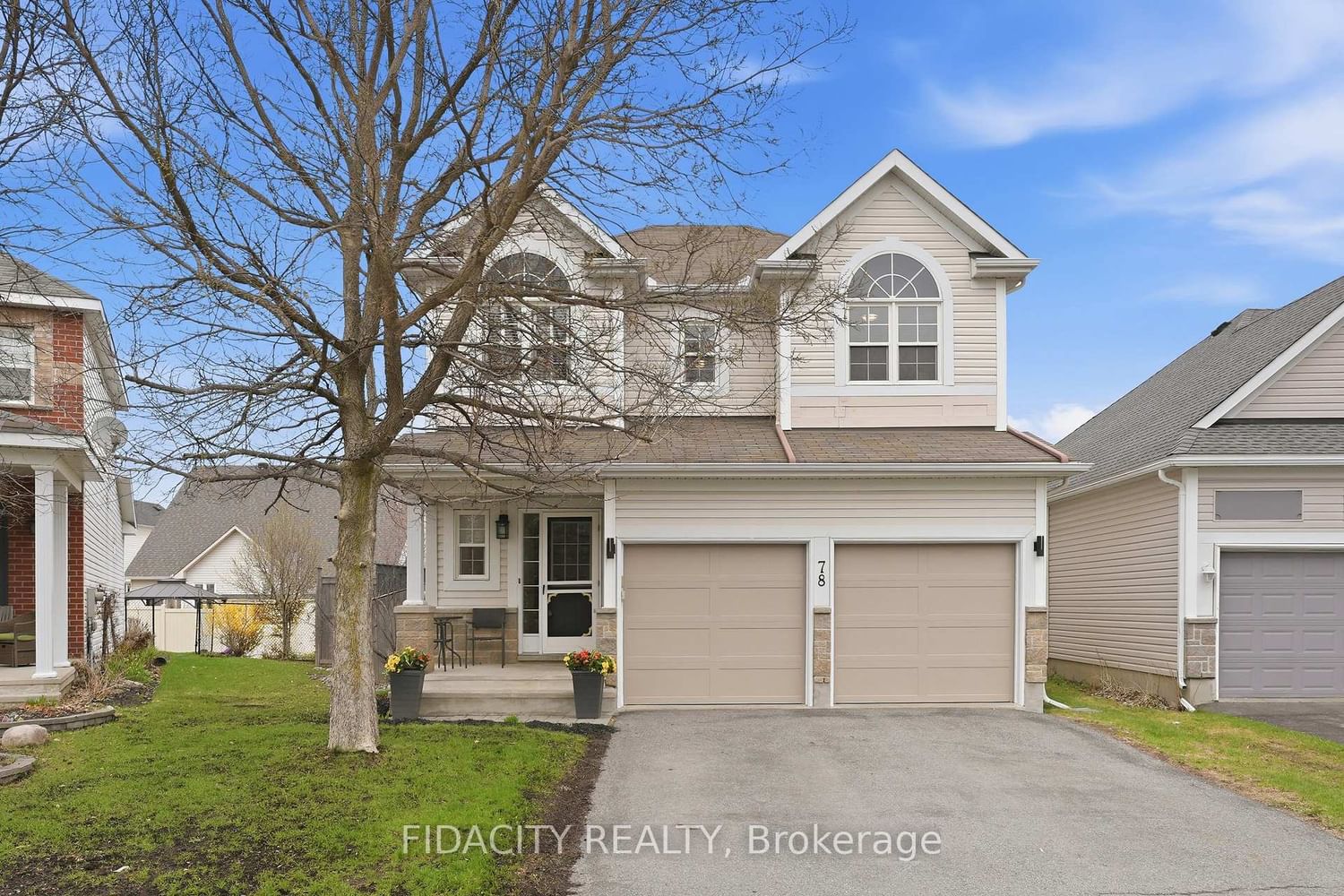 78 Black Bear Way, Stittsville, ON — photo 2