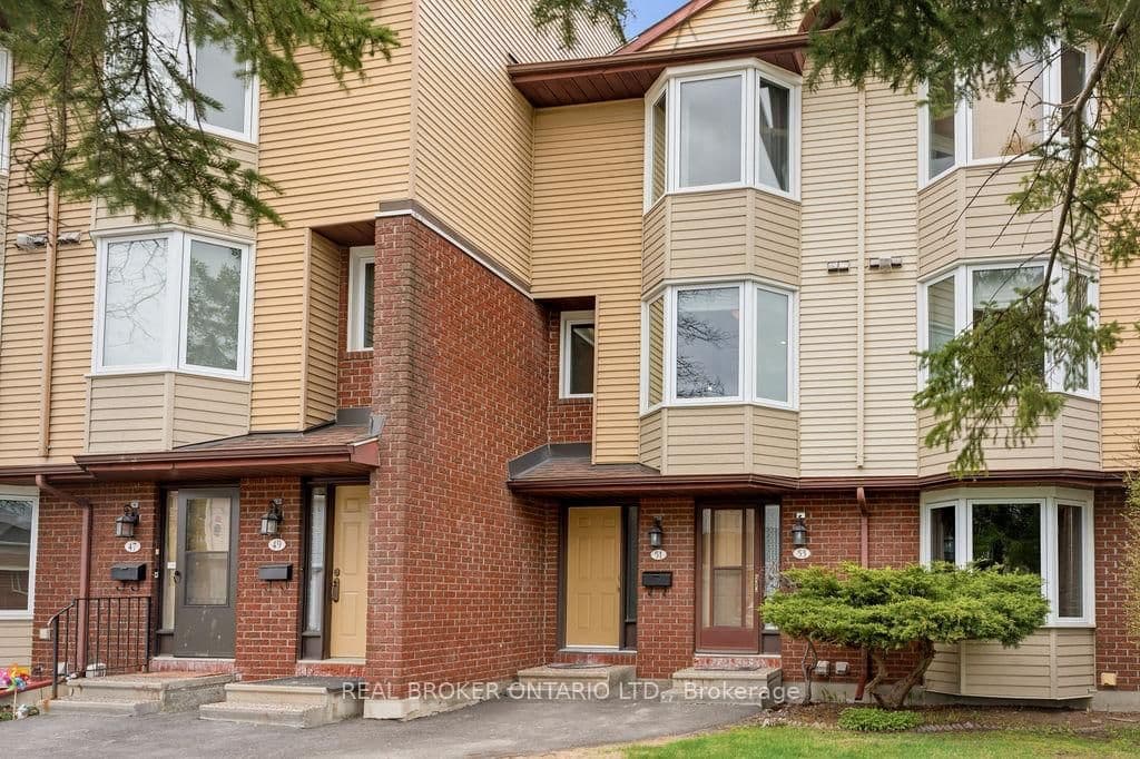 51 Haxby Private, Ottawa, ON