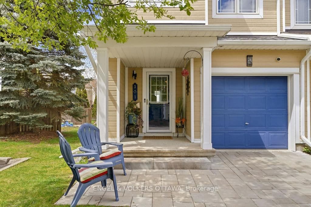 371 Hillsboro Private, Ottawa, ON — photo 3