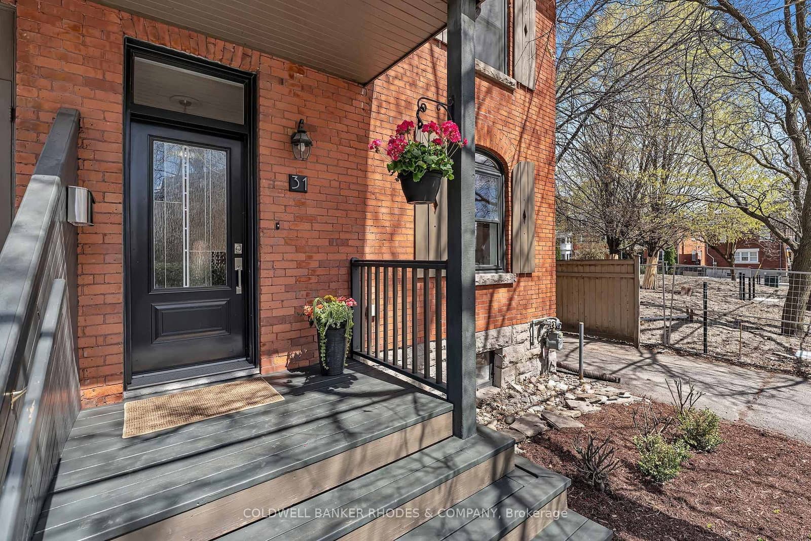 31 Fifth Avenue, Ottawa, ON — photo 2