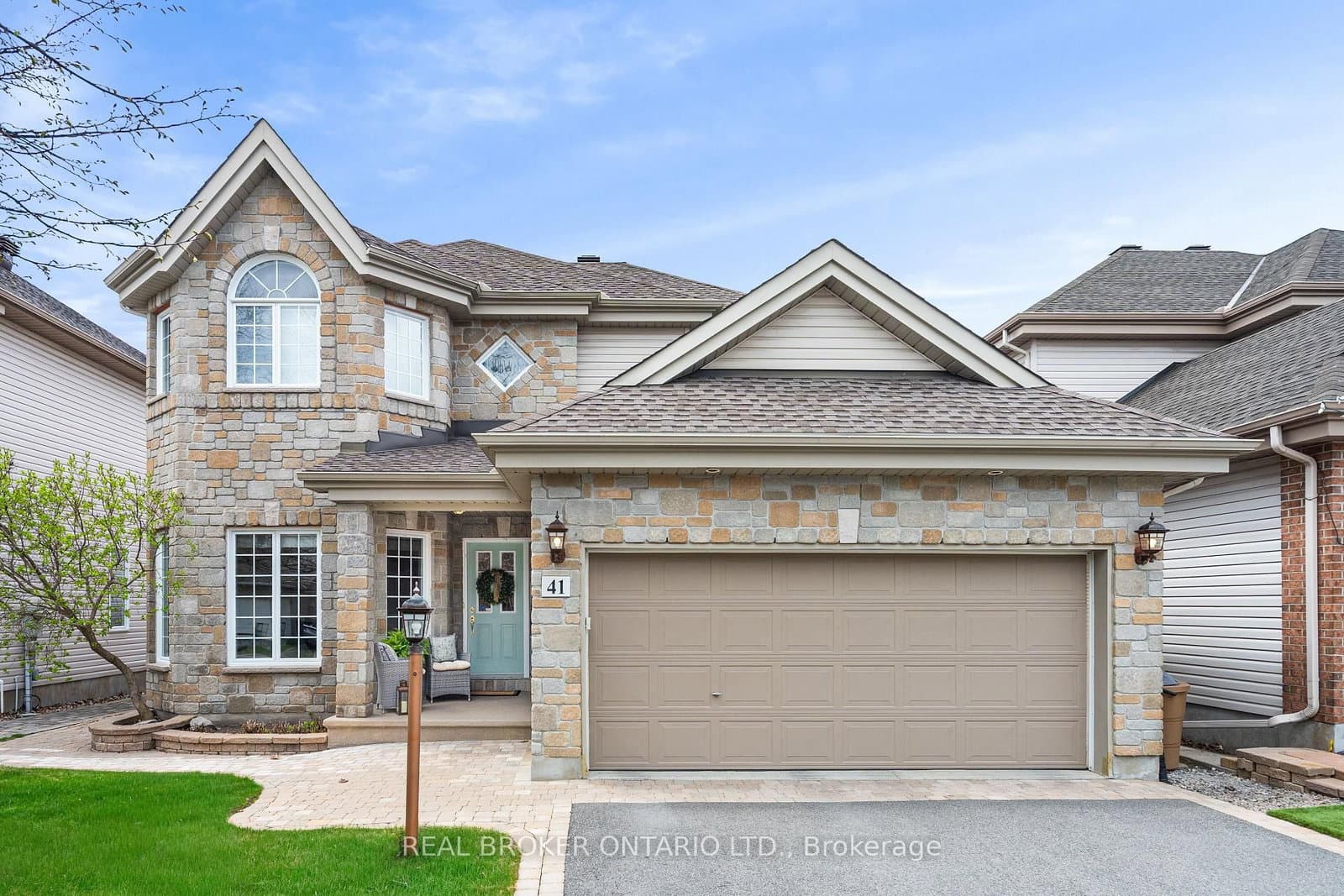 41 Golder's Green Lane, Ottawa, ON — photo 2