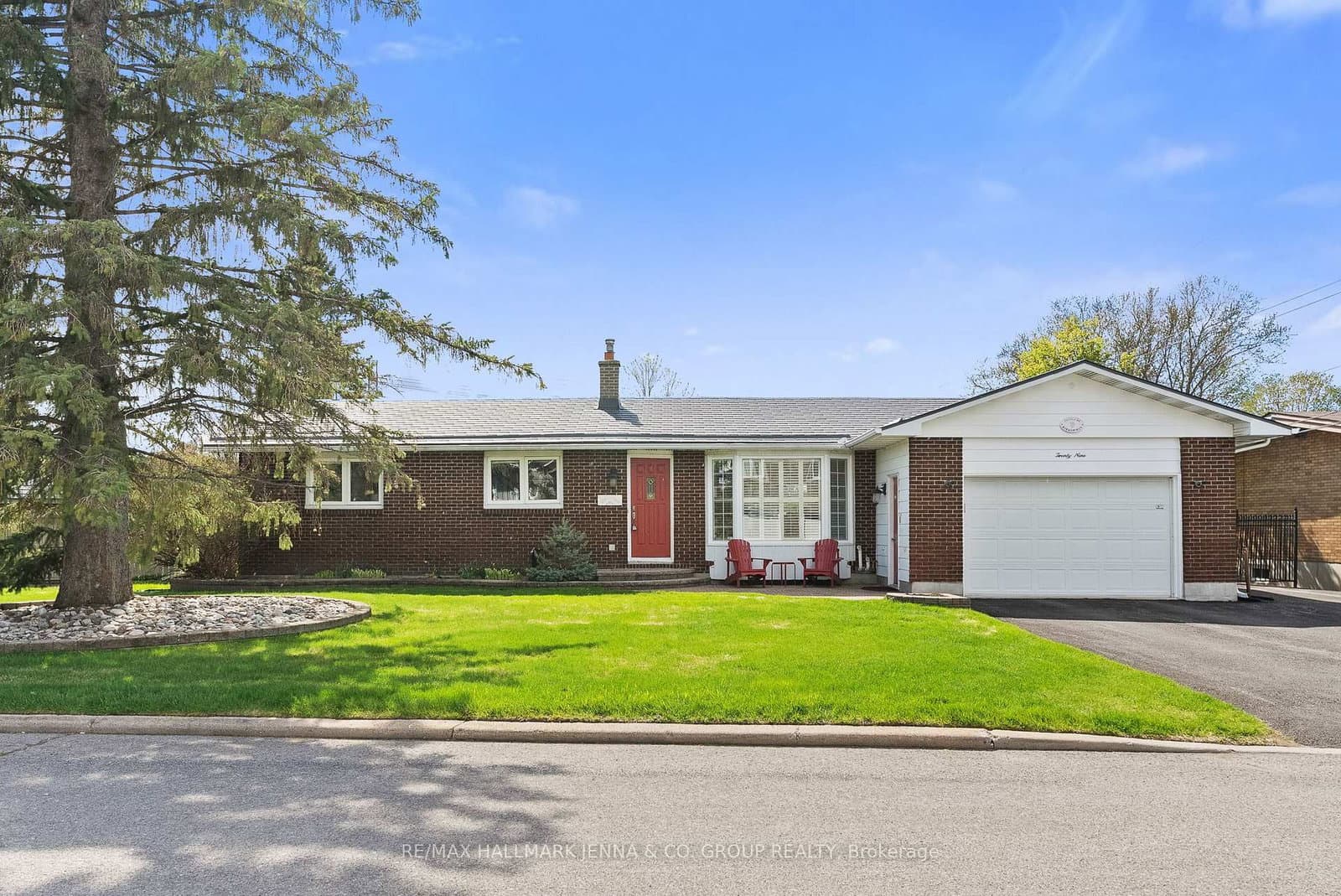 29 Kingsbury Avenue, Ottawa, ON