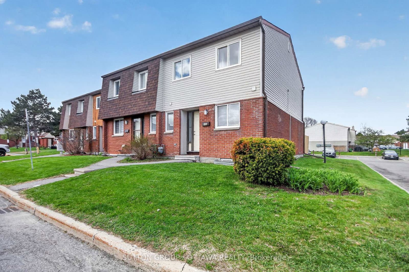 79 - 35D Woodvale Green, Ottawa, ON