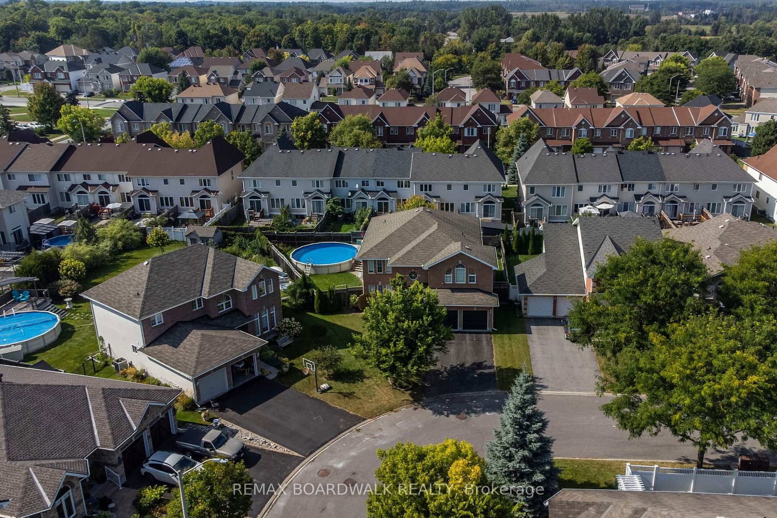 85 Woliston Crescent, Kanata, ON — photo 3