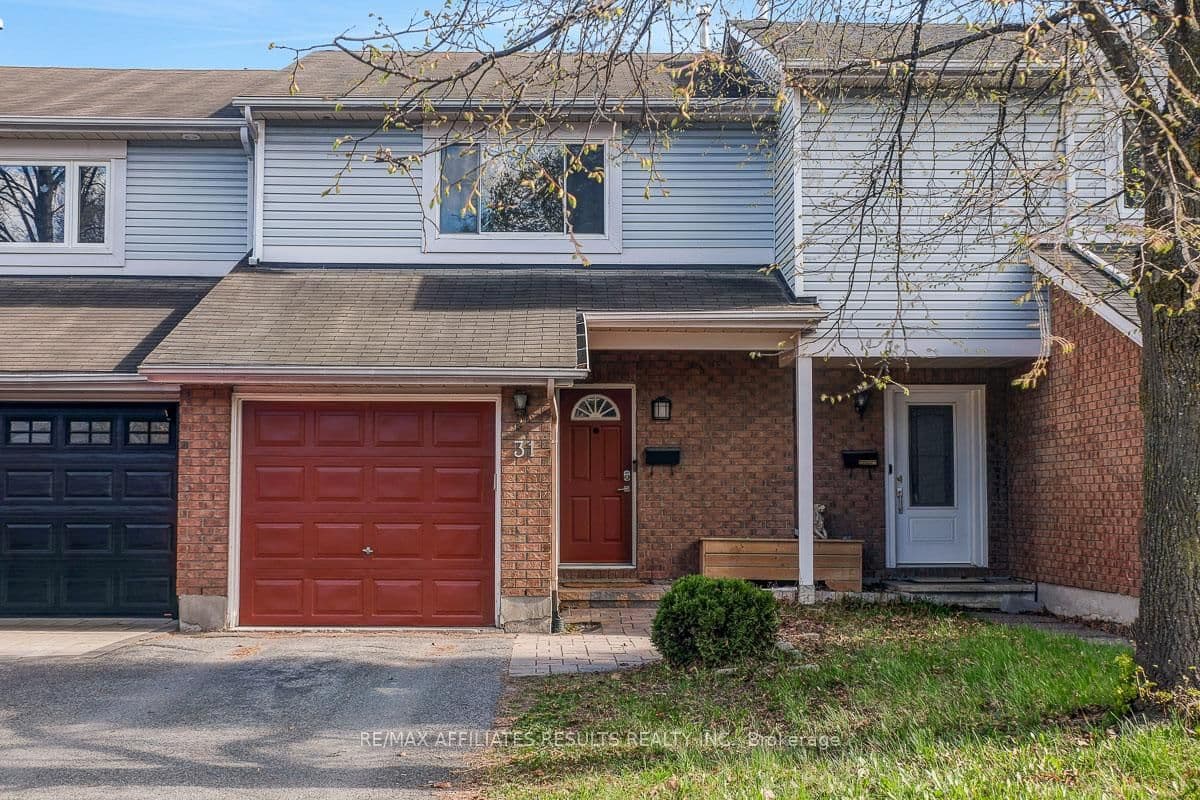 31 Ipswich Terrace, Ottawa, ON