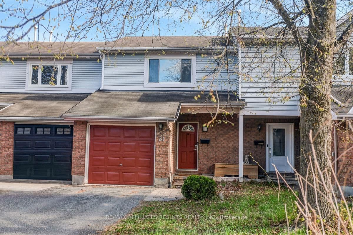 31 Ipswich Terrace, Ottawa, ON — photo 2
