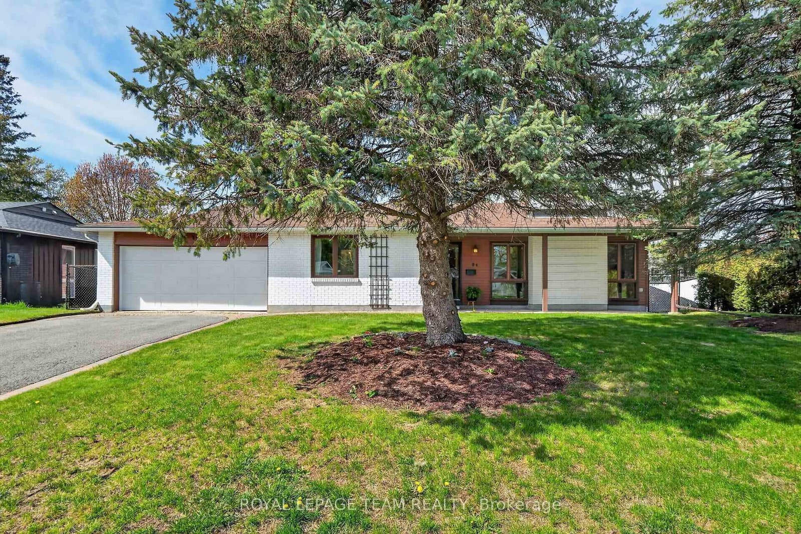 21 Lindhurst Crescent, Ottawa, ON