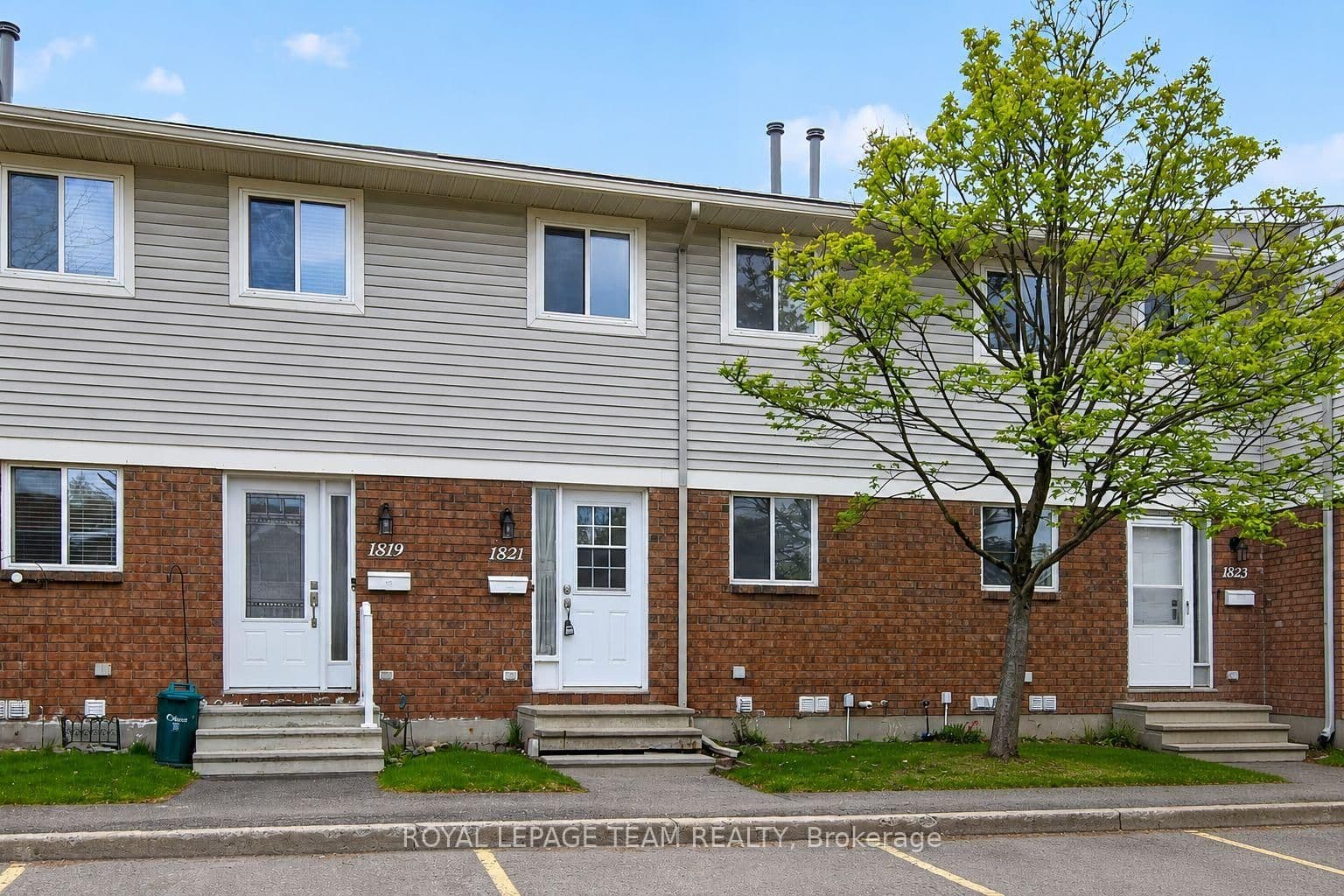 1821 - 1821 Winter Rose Lane, Ottawa, ON — photo 2