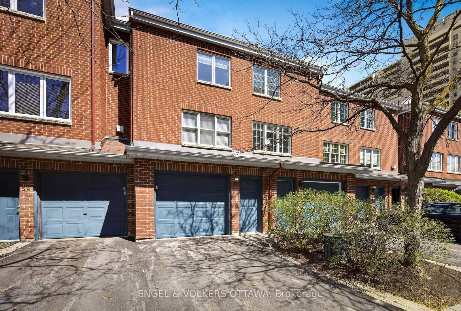 36 Brigadier Private, Ottawa, ON — photo 3