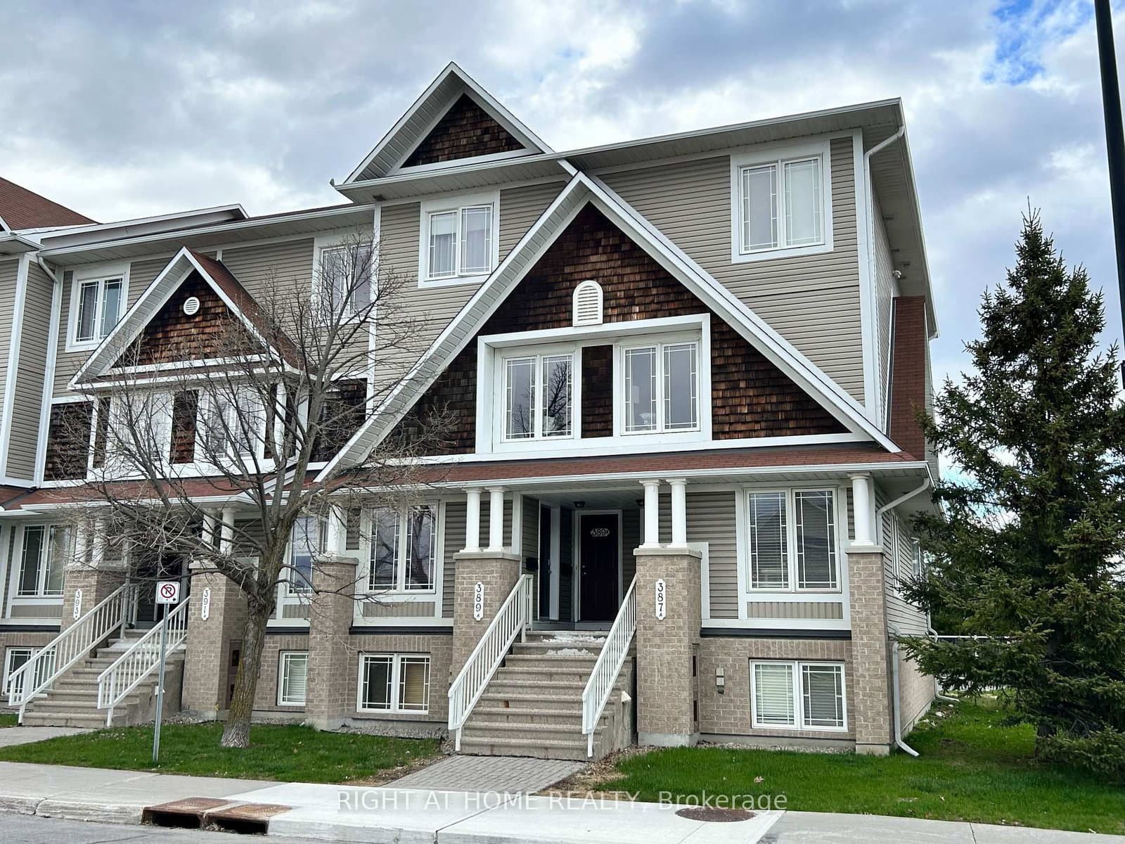 389B Chapman Mills Drive, Ottawa, ON