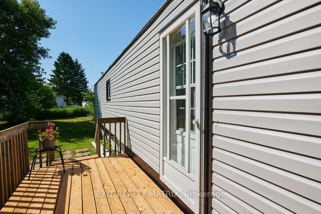 8930 Lynwood Park Private, Ottawa, ON — photo 3