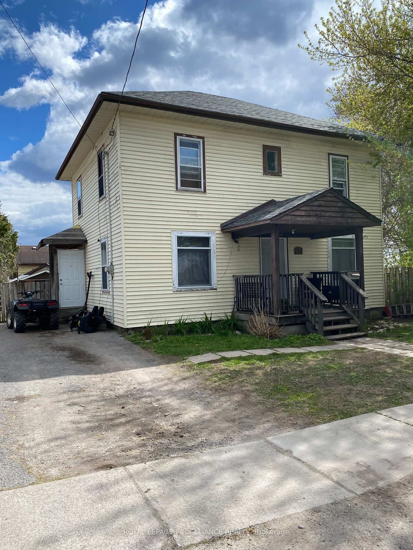 49 Crown Street, Quinte West, ON — photo 3