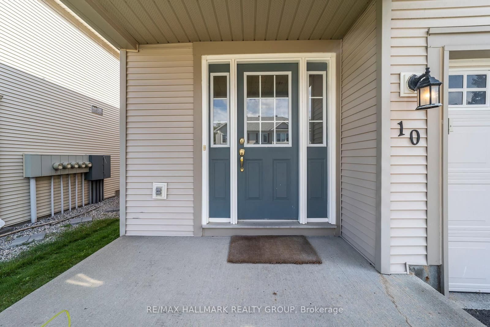 10 Fieldberry Private, Ottawa, ON — photo 3