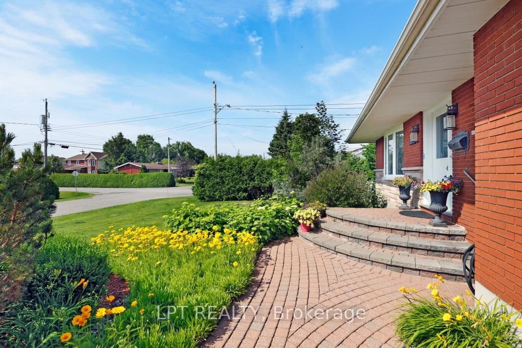 1773 St Barbara Street, Ottawa, ON — photo 3