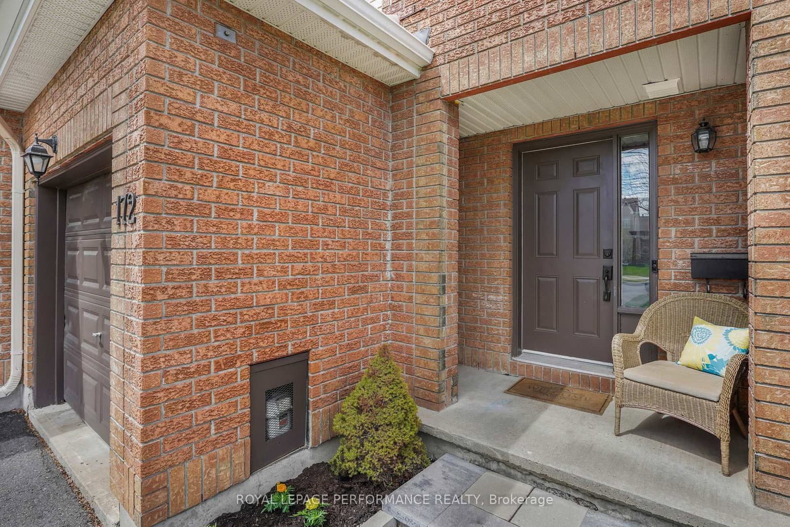 172 Colliston Crescent, Ottawa, ON — photo 3