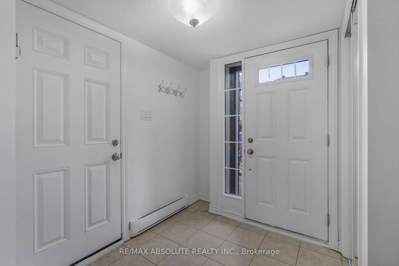 121 Helenium Lane, Orleans, ON — photo 3