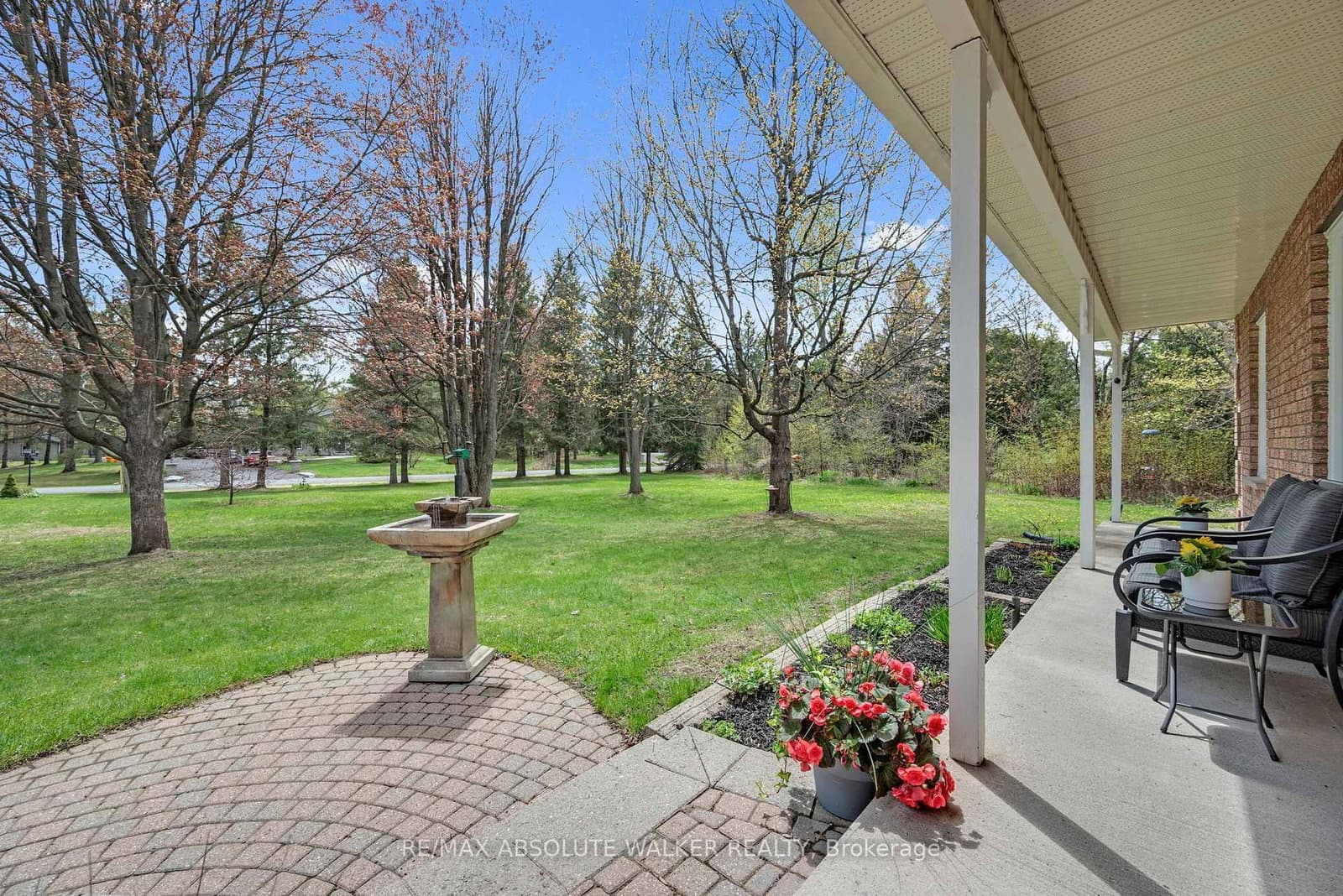 760 Canary Street, Orleans, ON — photo 3