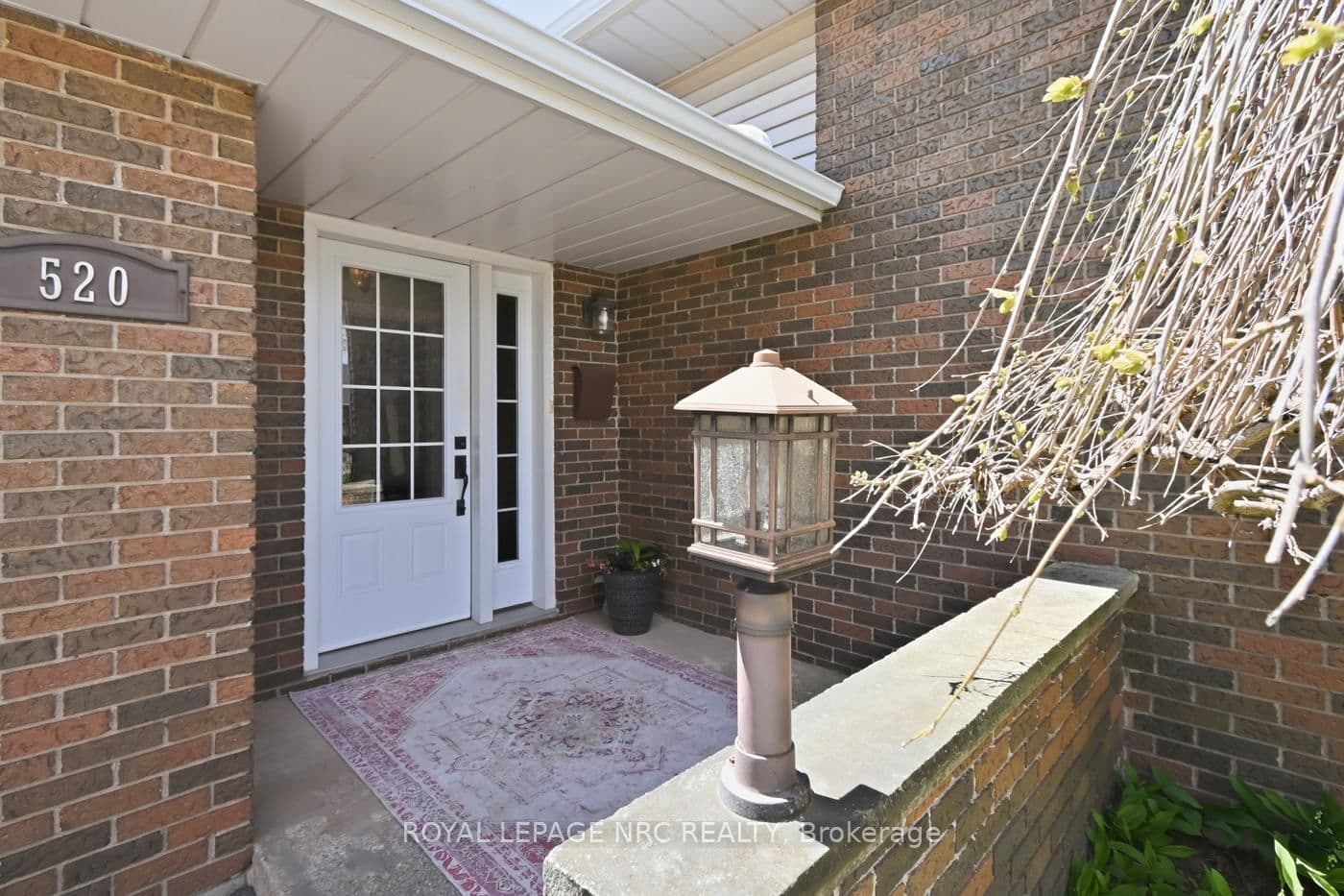 520 Clarence Street, Port Colborne, ON — photo 2