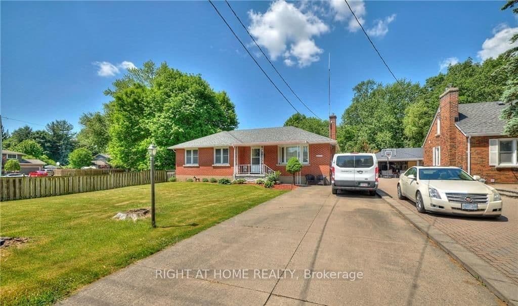 6357 Dorchester Road, Niagara Falls, ON — photo 3