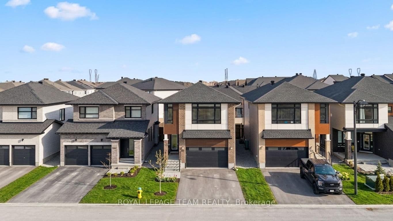539 Honeylocust Avenue, Stittsville, ON