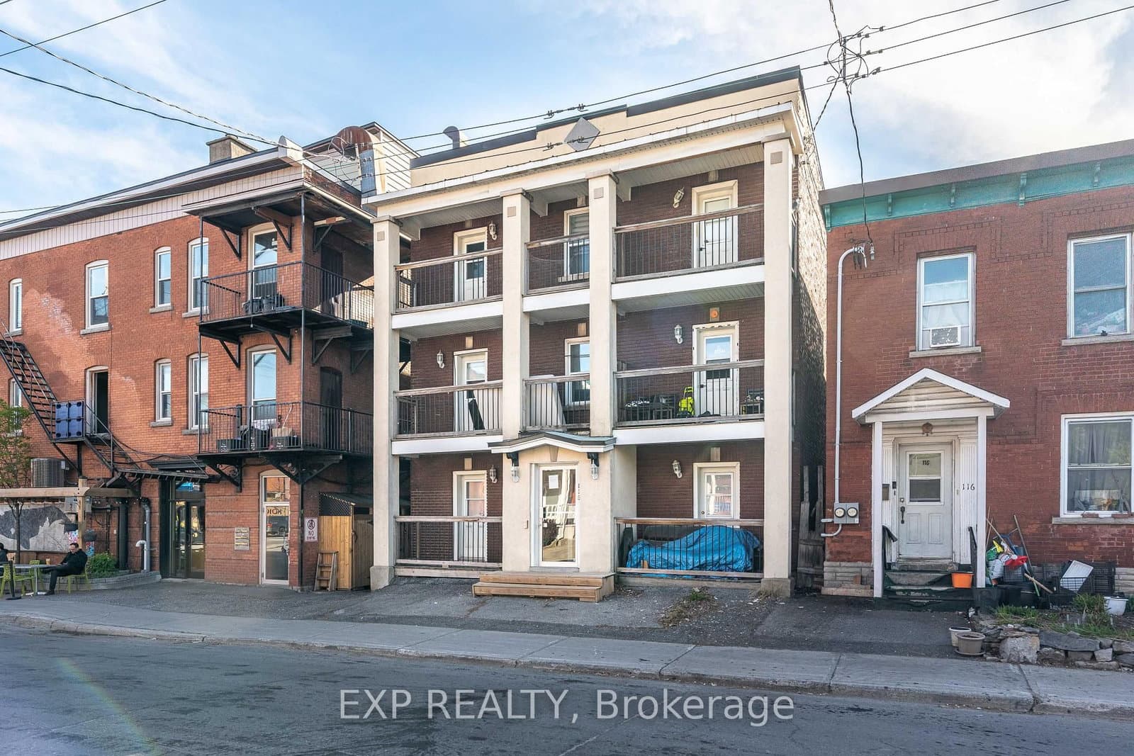 118 Rochester Street, Ottawa, ON — photo 2