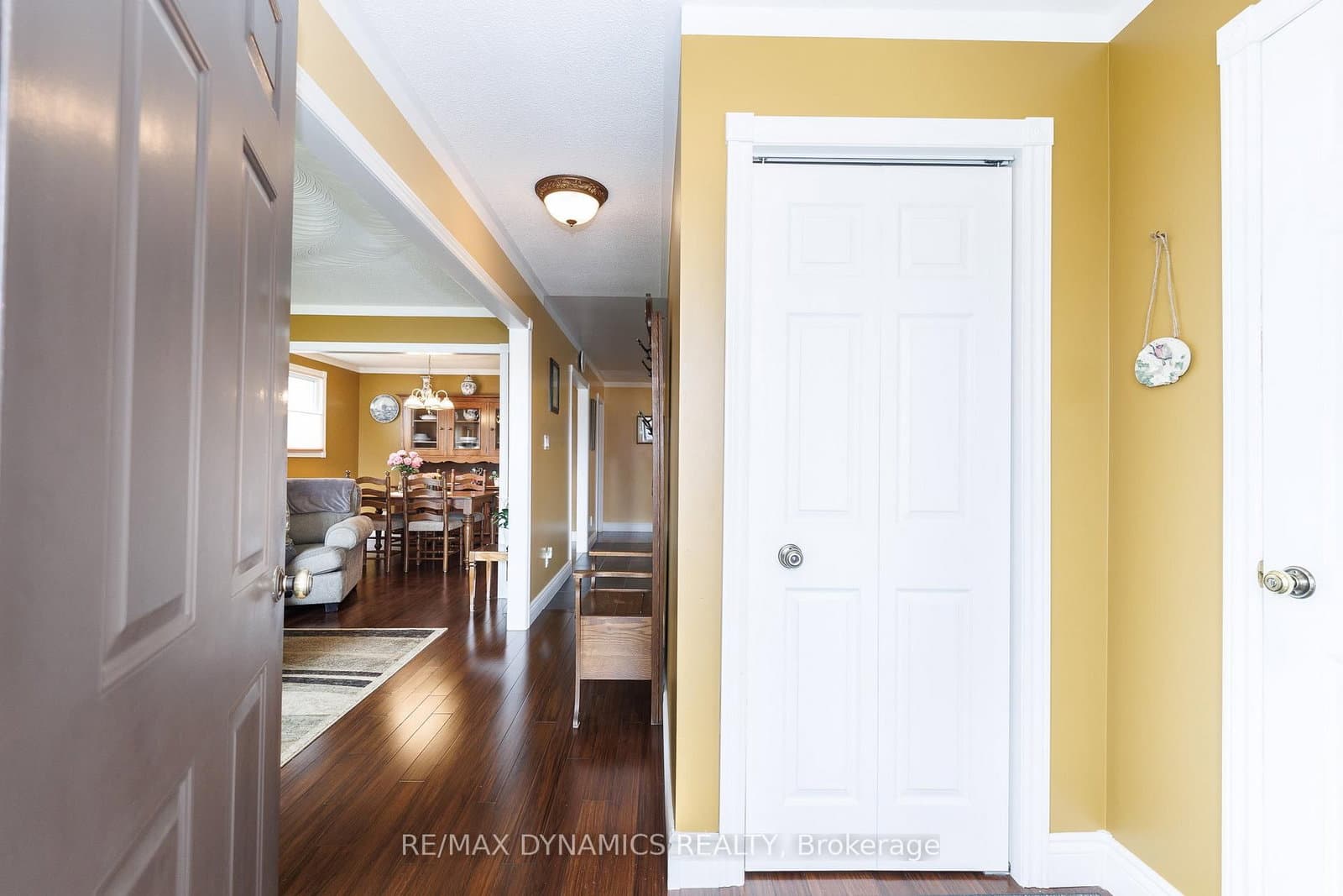 15 Rollins Drive, Welland, ON — photo 3