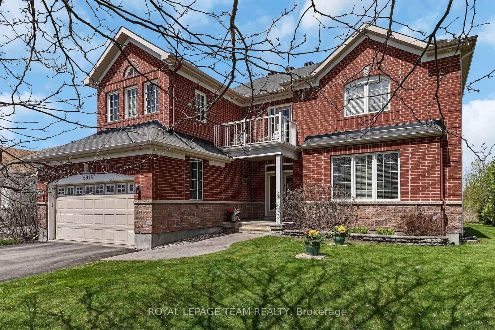 6918 Mary Anne Drive, Greely, ON
