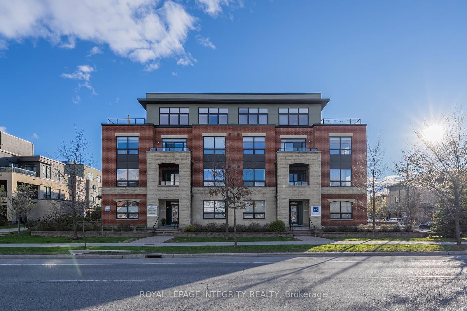 305 - 301 Bayrose Drive, Nepean, ON — photo 2