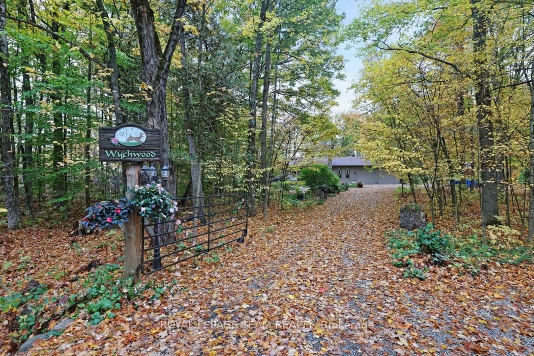 4715 Stonecrest Road, Ottawa, ON