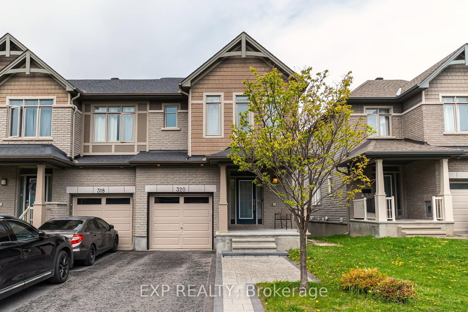 320 Broadridge Crescent, Ottawa, ON
