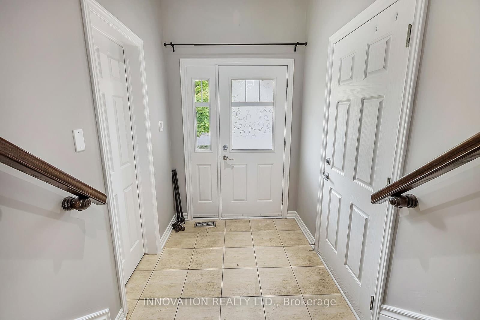 126 Garrity Crescent, Ottawa, ON — photo 2