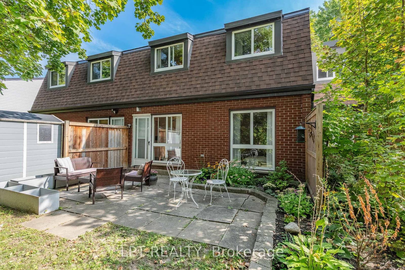 7J - 2080 OGILVIE Road, Ottawa, ON — photo 2