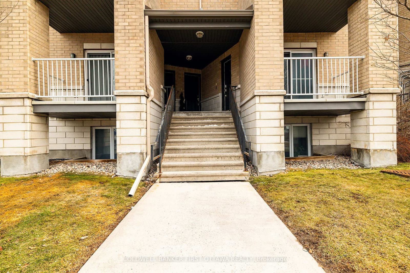 6 - 1210 MCWATTERS Road, Ottawa, ON — photo 2