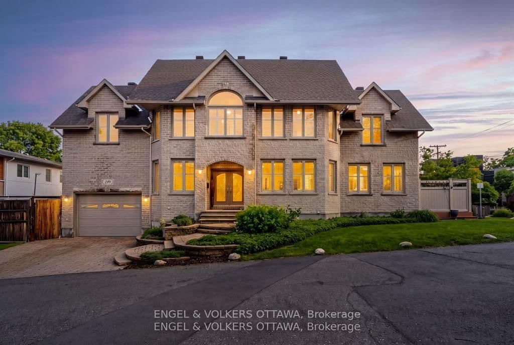 249 Atlantis Avenue, Ottawa, ON