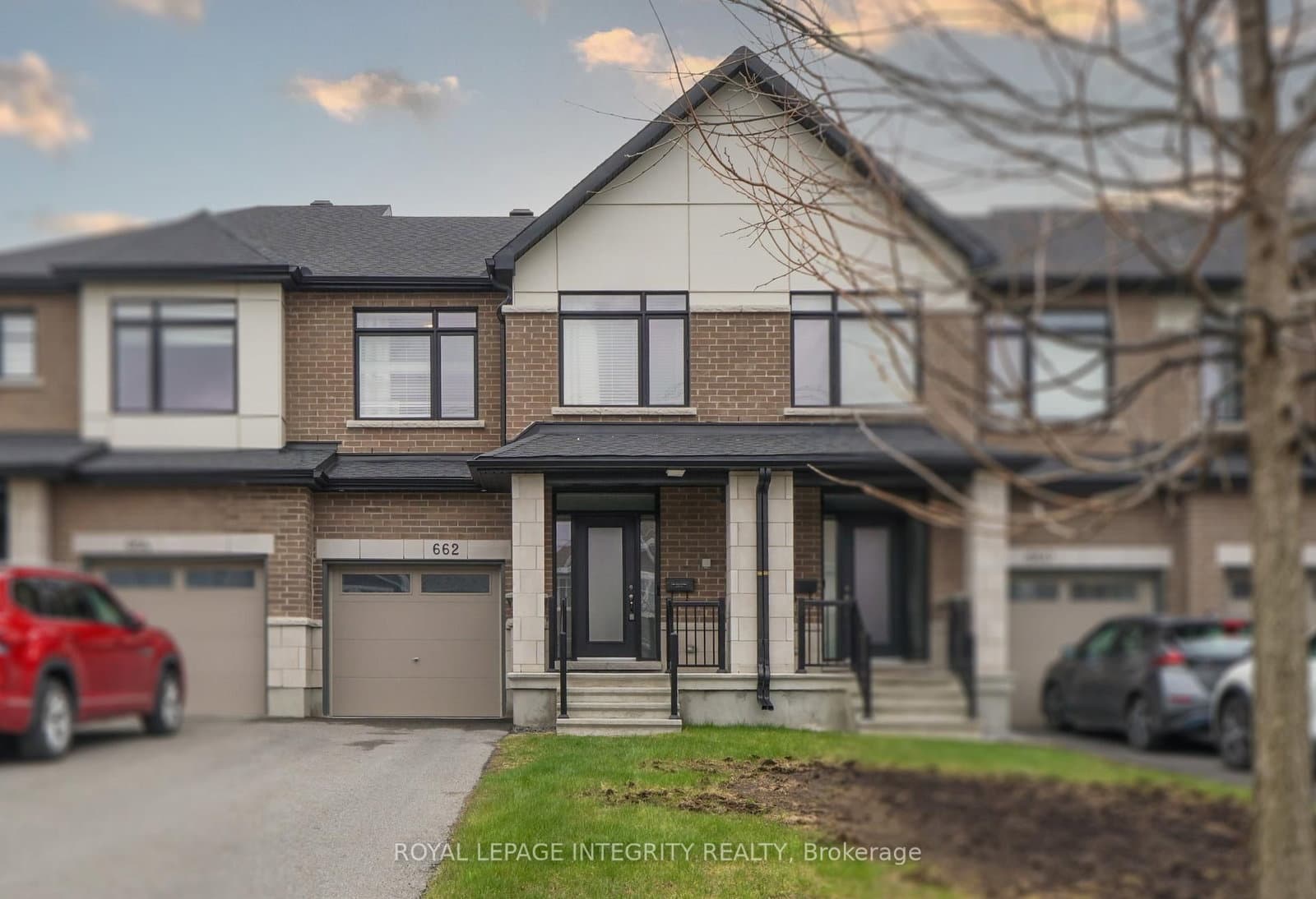 662 PUTNEY Crescent, Ottawa, ON