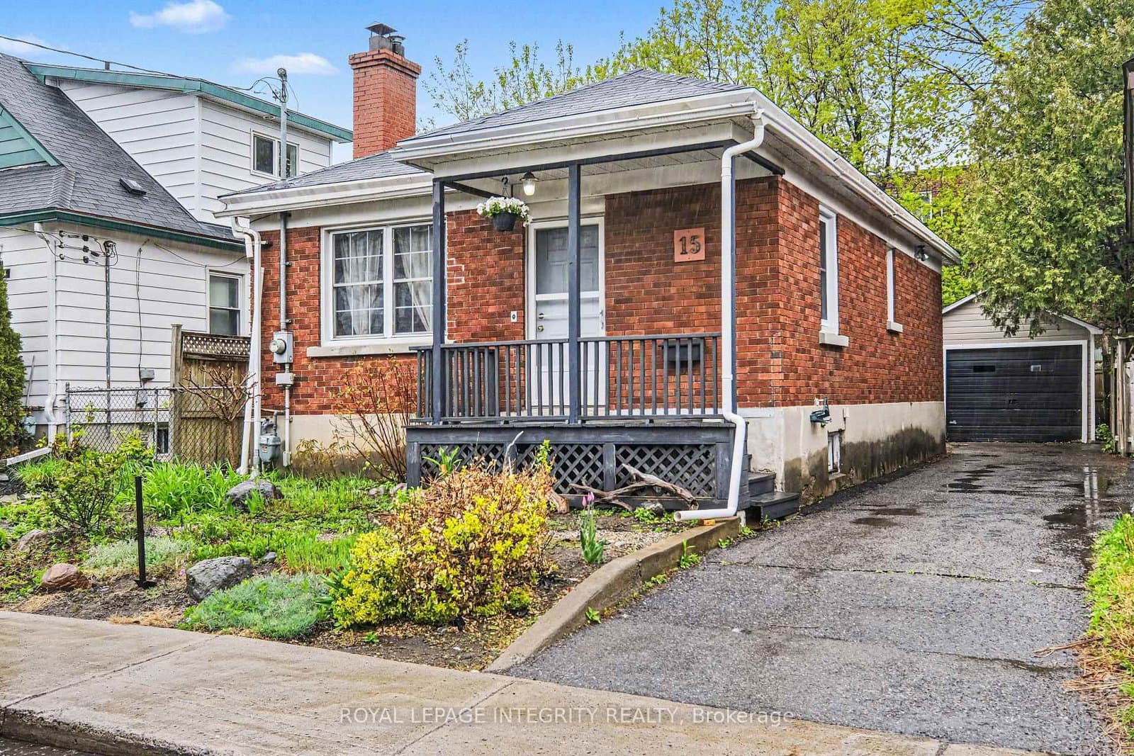 15 Beverley Avenue, Ottawa, ON