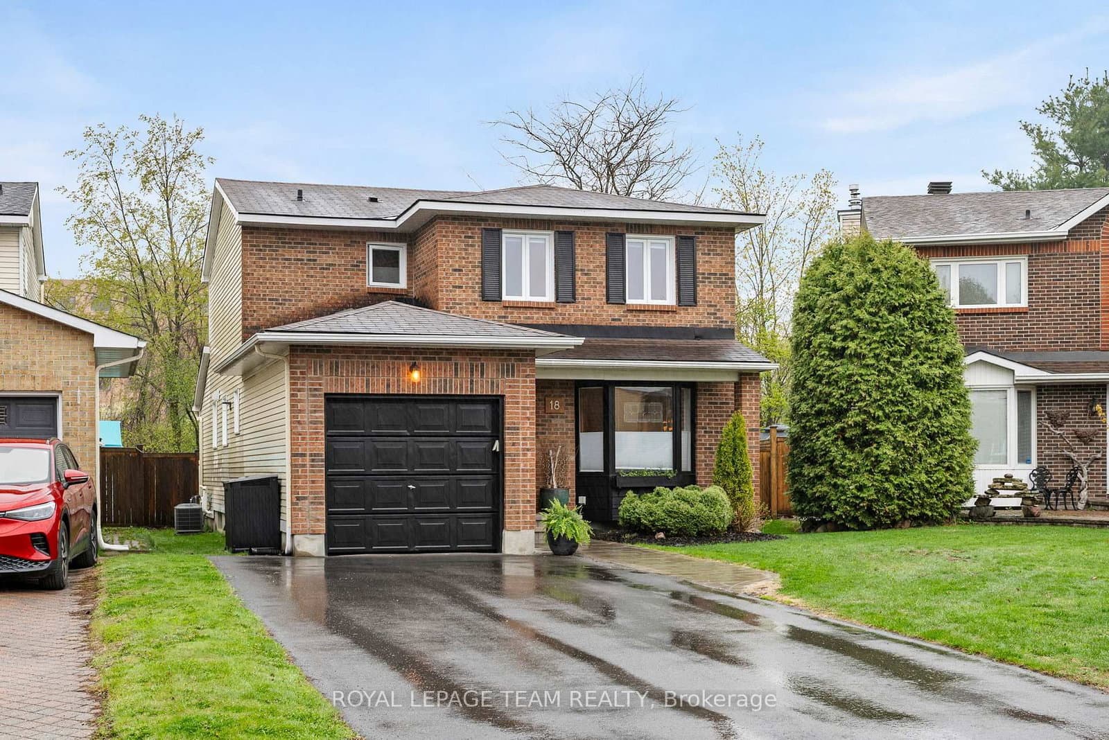 18 Valley Ridge Street, Ottawa, ON