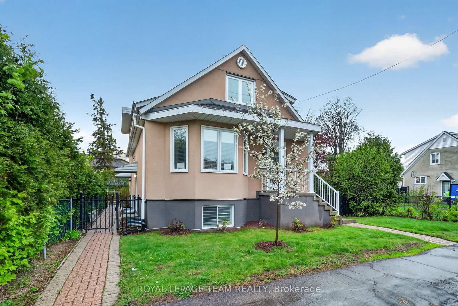 196 Prince Albert Street, Ottawa, ON