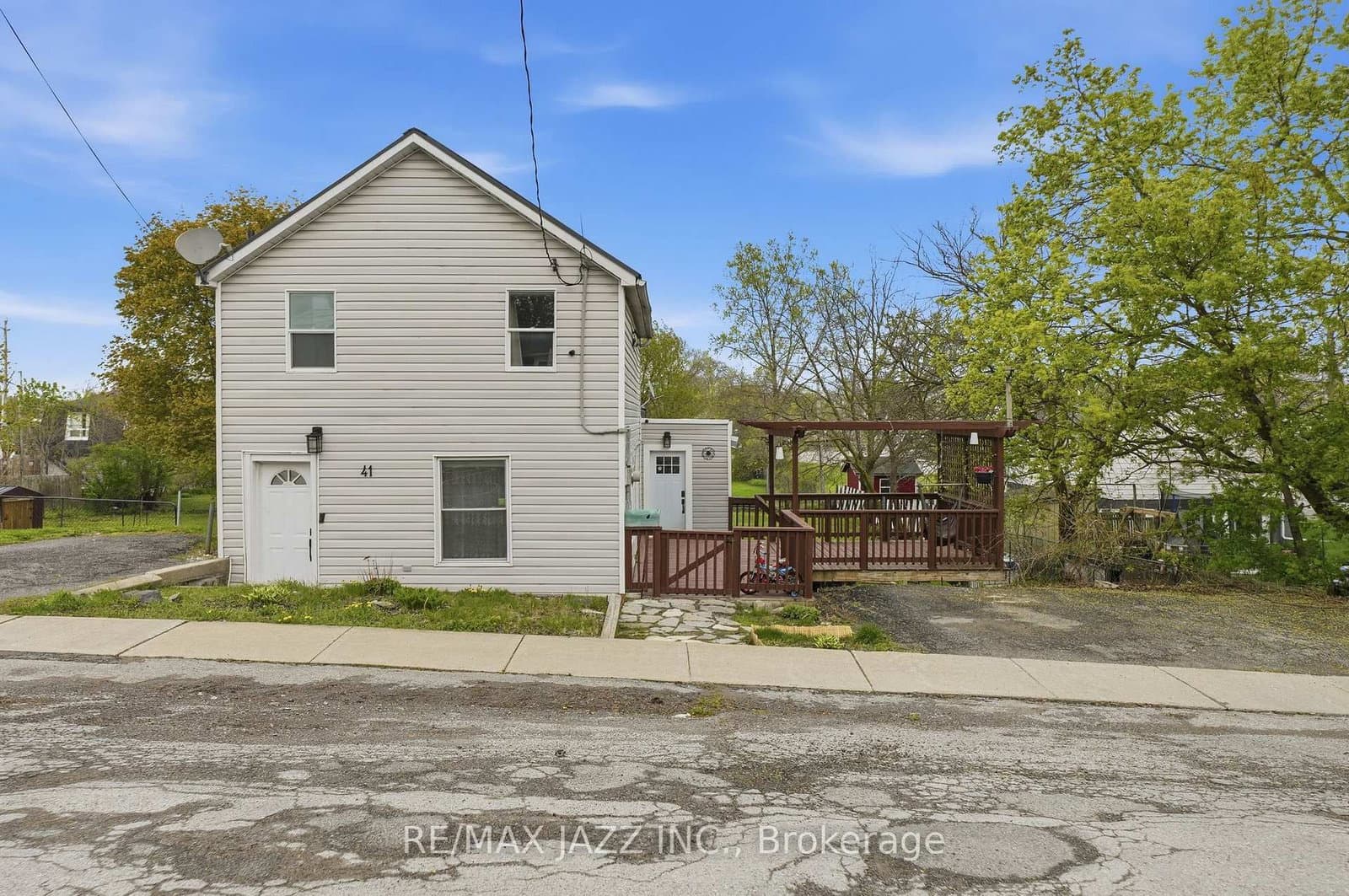 41 Baldwin Street, Belleville, ON