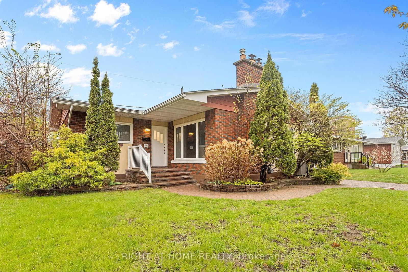 1808 Gilbert Avenue, Ottawa, ON — photo 3