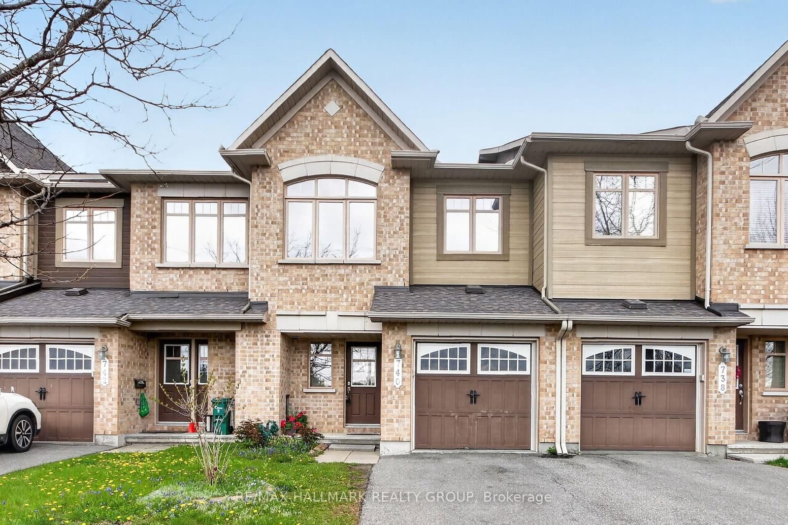 740 Paul Metivier Drive, Ottawa, ON