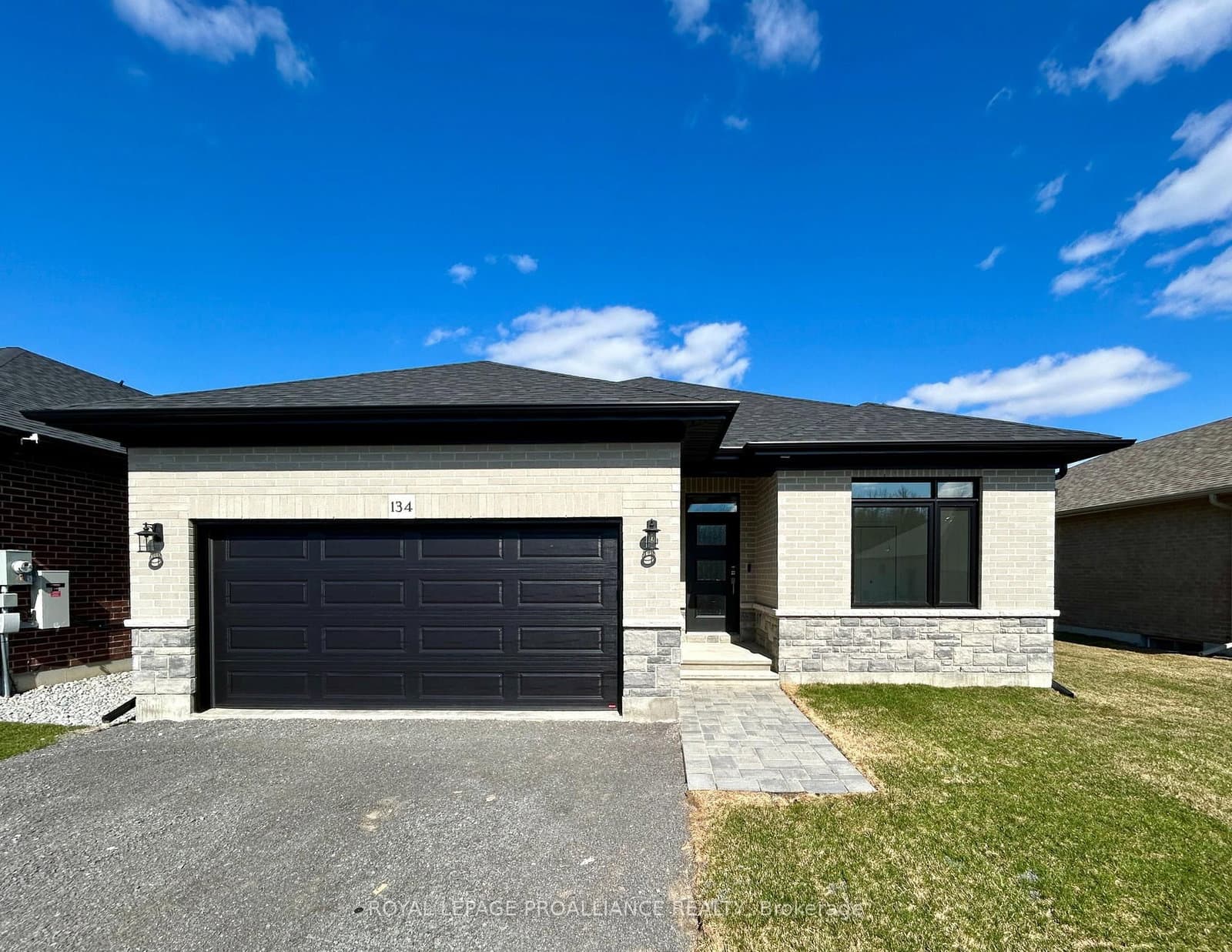 134 Stonecrest Boulevard, Quinte West, ON