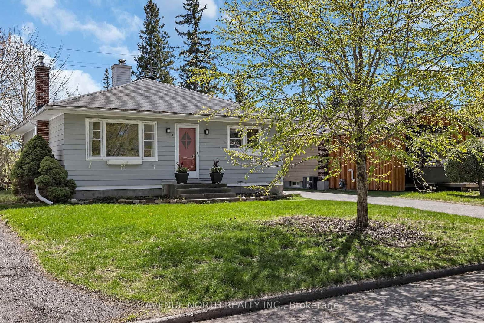 934 Weston Drive, Ottawa, ON — photo 2