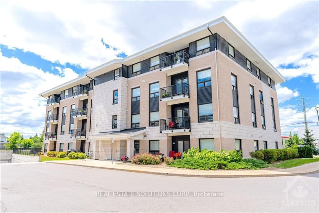 401 - 250 Winterfell Private, Ottawa, ON