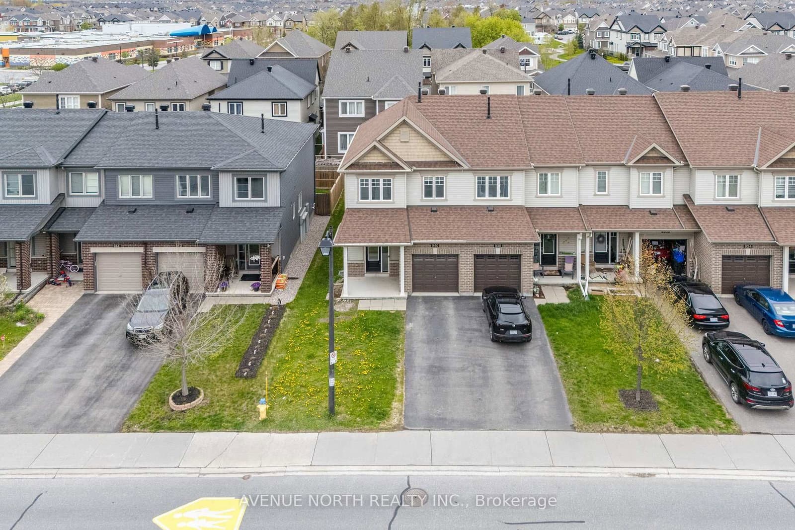 940 Kilbirnie Drive, Ottawa, ON — photo 2
